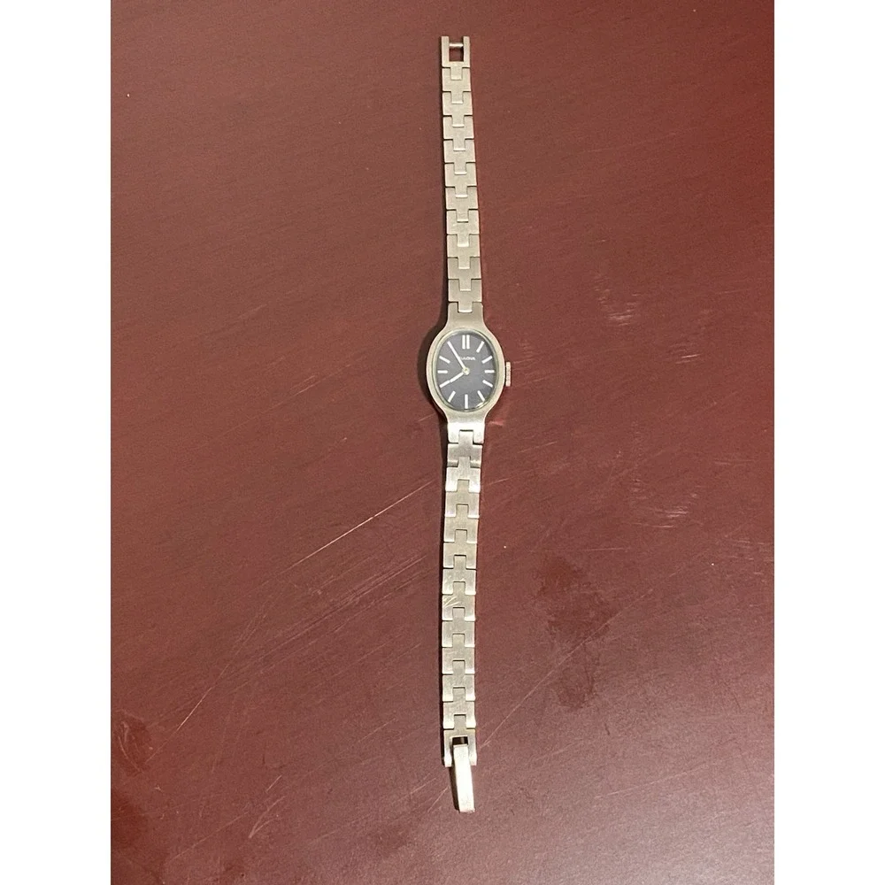 Vintage 1973 Swiss Bulova Ladies Watch 10K Rolled Gold Plated 17 Jewels 6